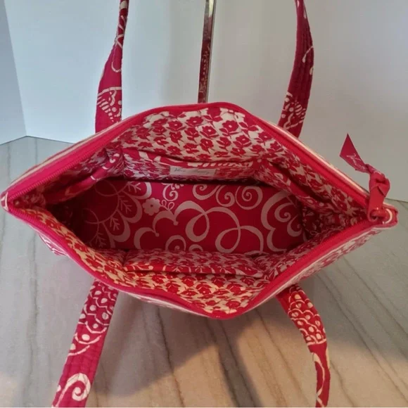 Vera Bradley • Retired Twirly Birds Pink Mini Hipster Bag - Picture 5 of 9